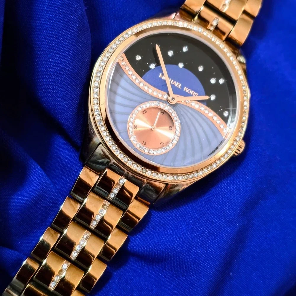 Michael Kors Lauryn Rose Gold 38mm Luxury Womens Watch New battery